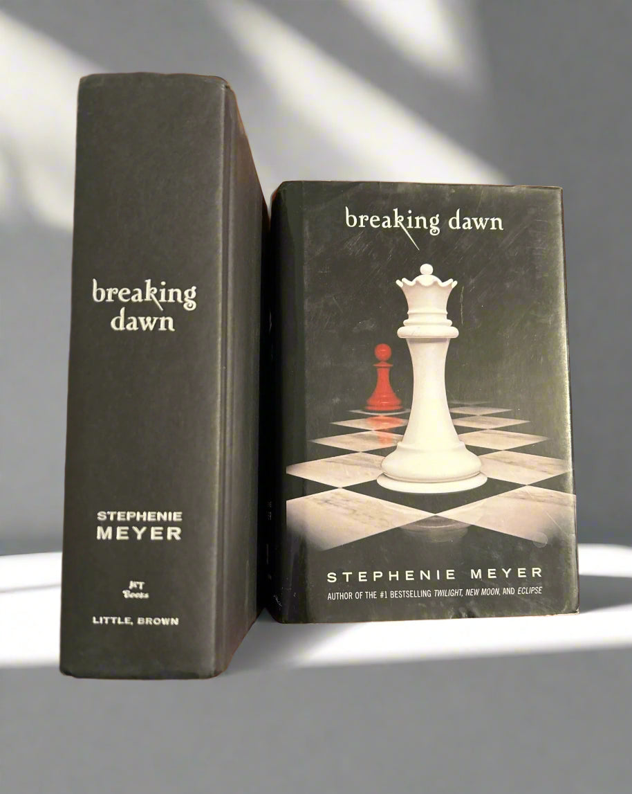 Stephanie Meyer - Breaking Dawn - First Edition - Perrymans Books & Gifts