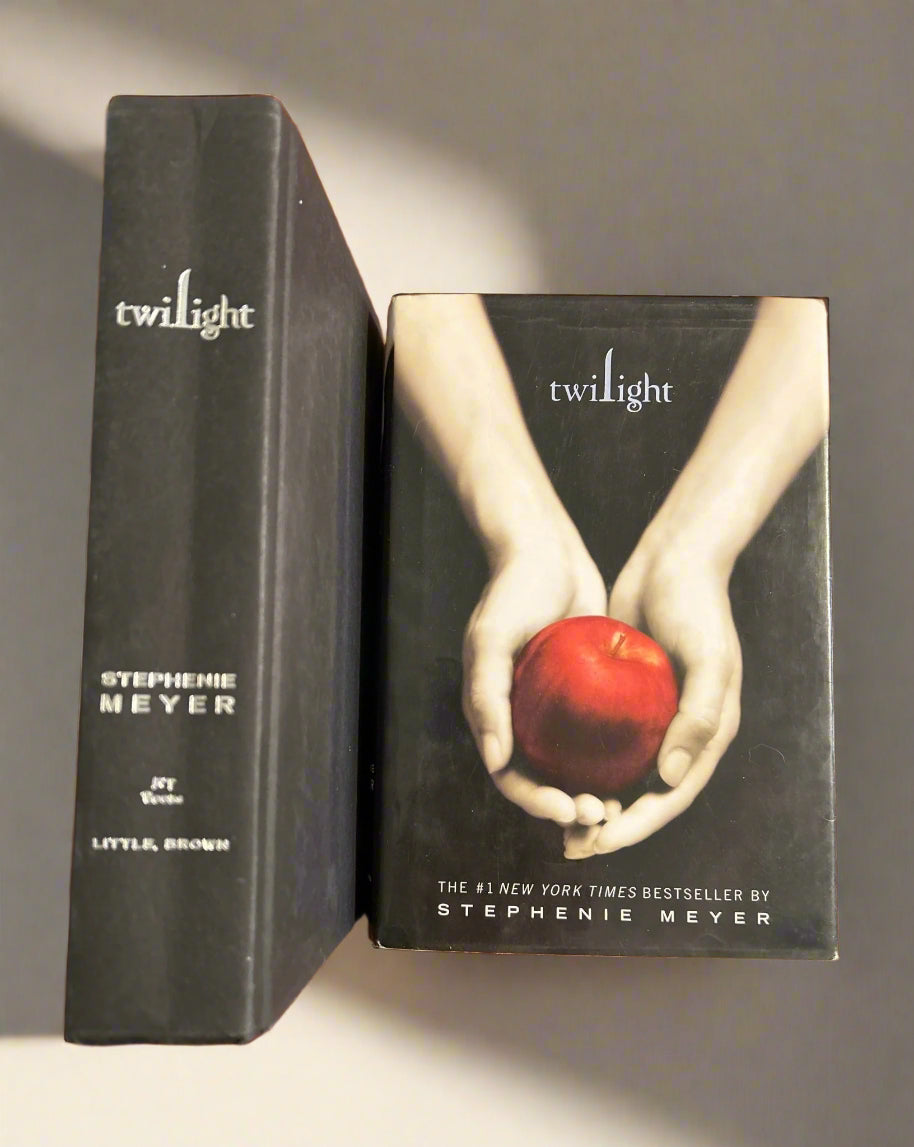 Stephanie Meyer - Twilight - First Edition - Perrymans Books & Gifts