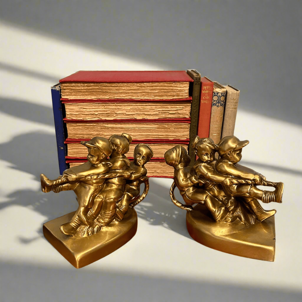 Tug of War Bookend Set - Perrymans Books & Gifts