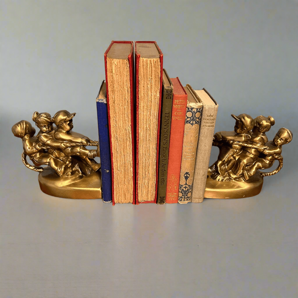 Tug of War Bookend Set - Perrymans Books & Gifts