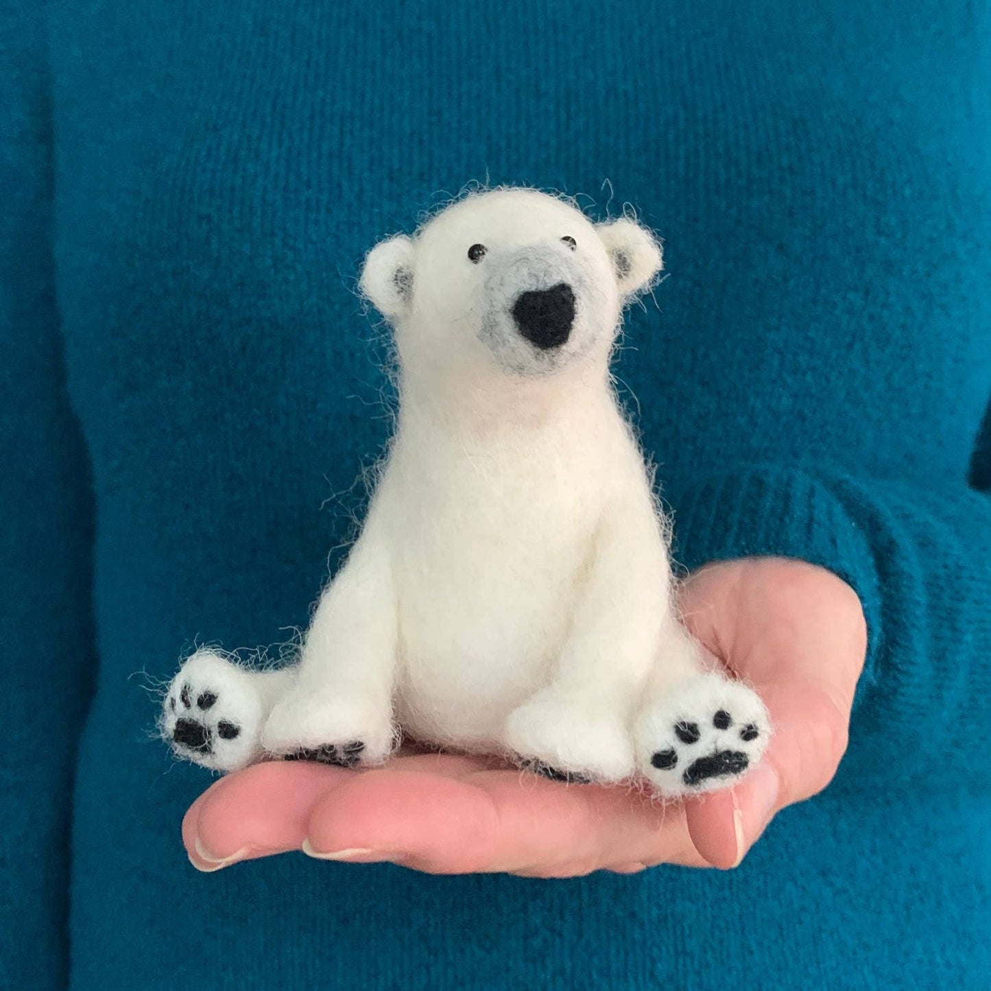 Bergin & Bath - Needle Felting Kit - Polar Bear - make your own polar bear. - Perrymans Books & Gifts