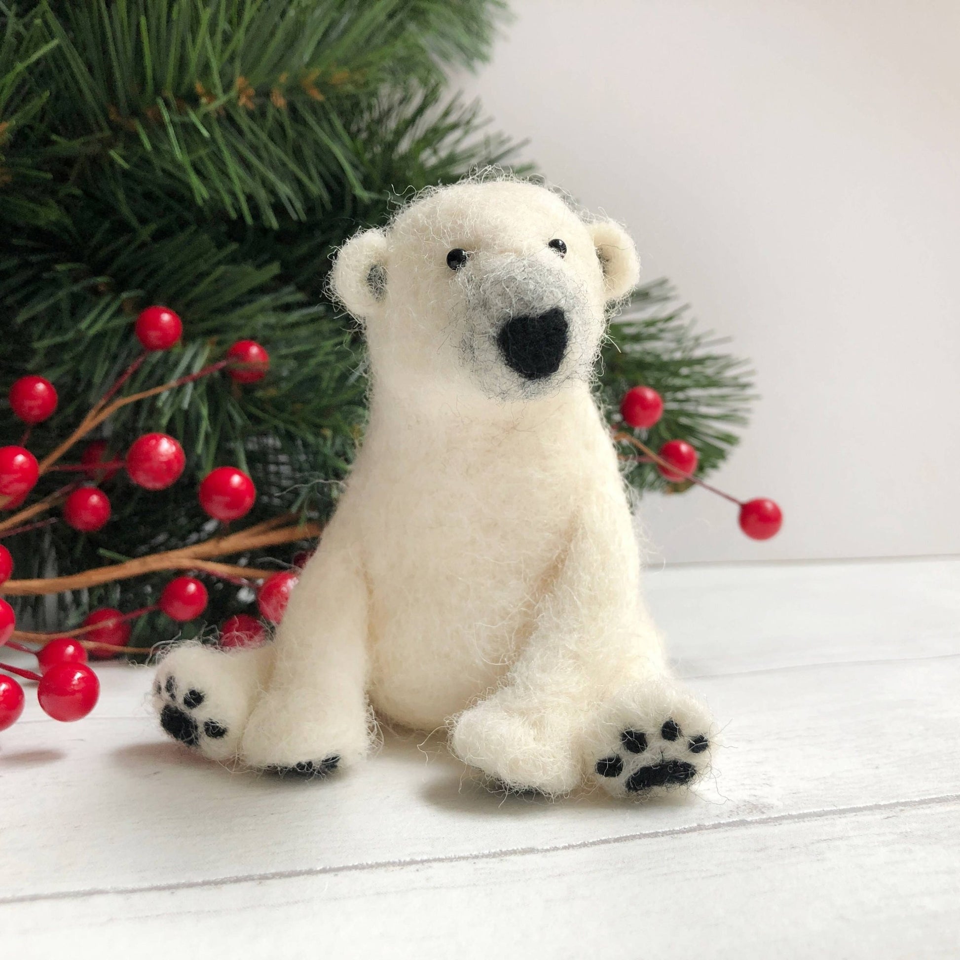 Bergin & Bath - Needle Felting Kit - Polar Bear - make your own polar bear. - Perrymans Books & Gifts