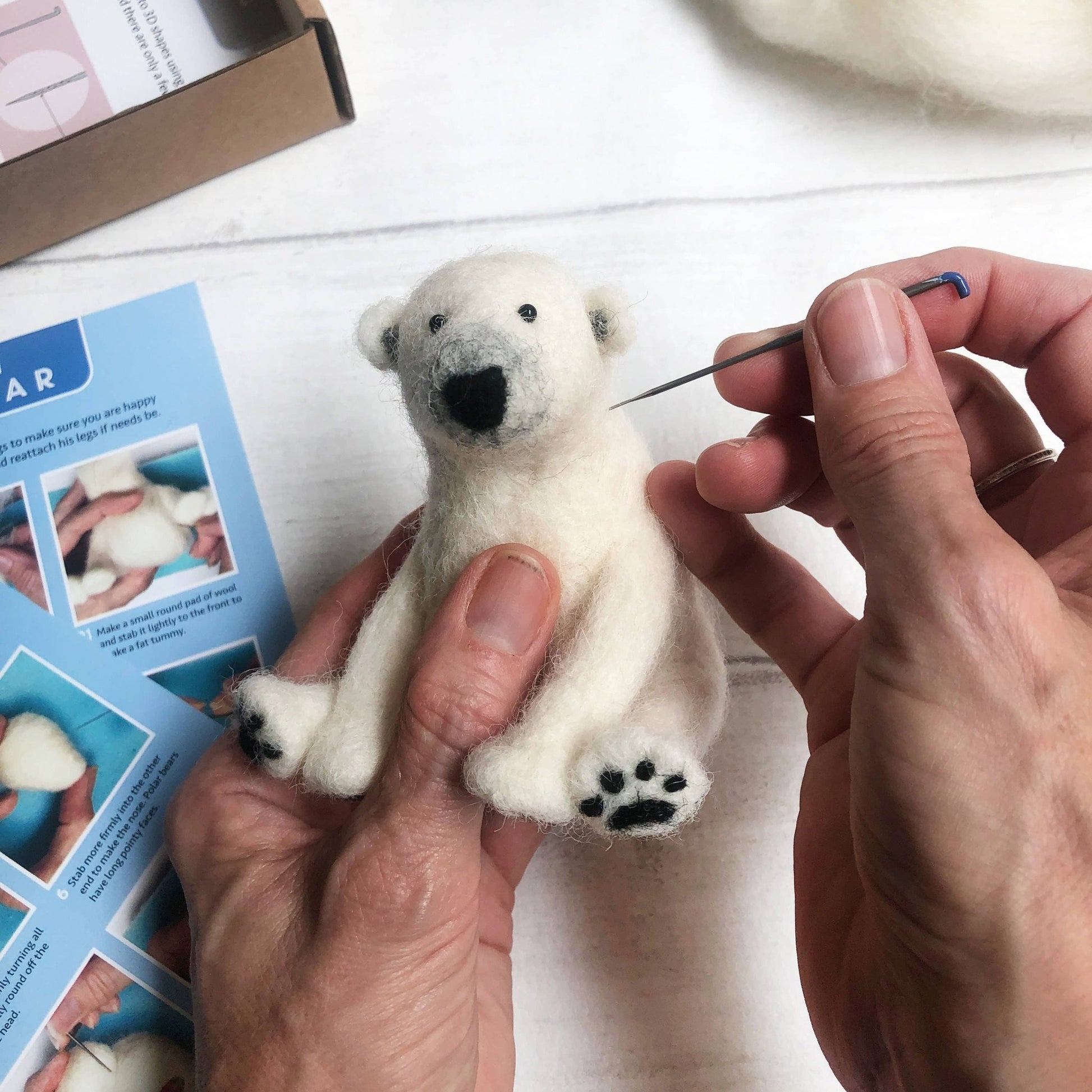 Bergin & Bath - Needle Felting Kit - Polar Bear - make your own polar bear. - Perrymans Books & Gifts