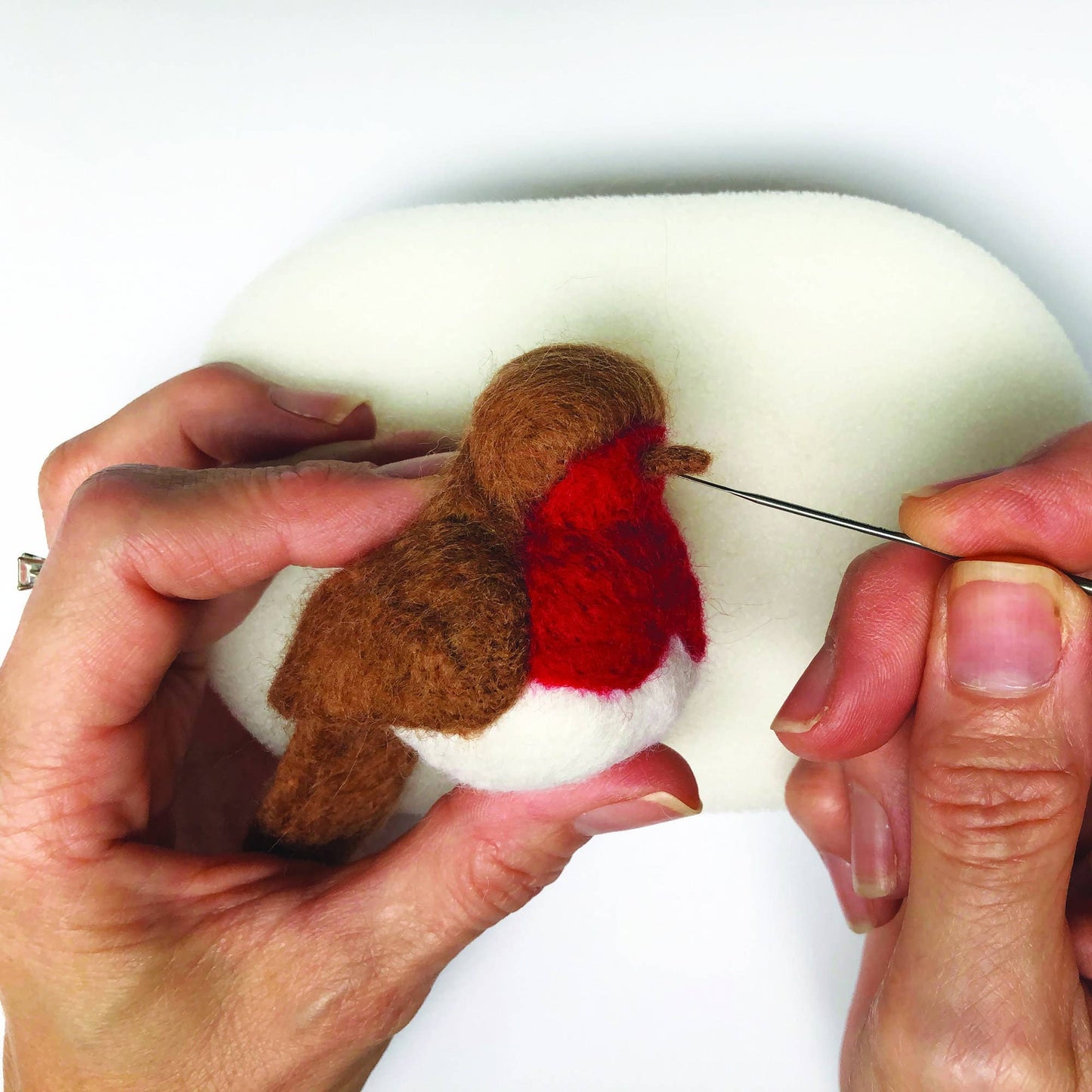 Bergin & Bath - Needle Felting Kit - Robins. Christmas craft kit for adults. - Perrymans Books & Gifts