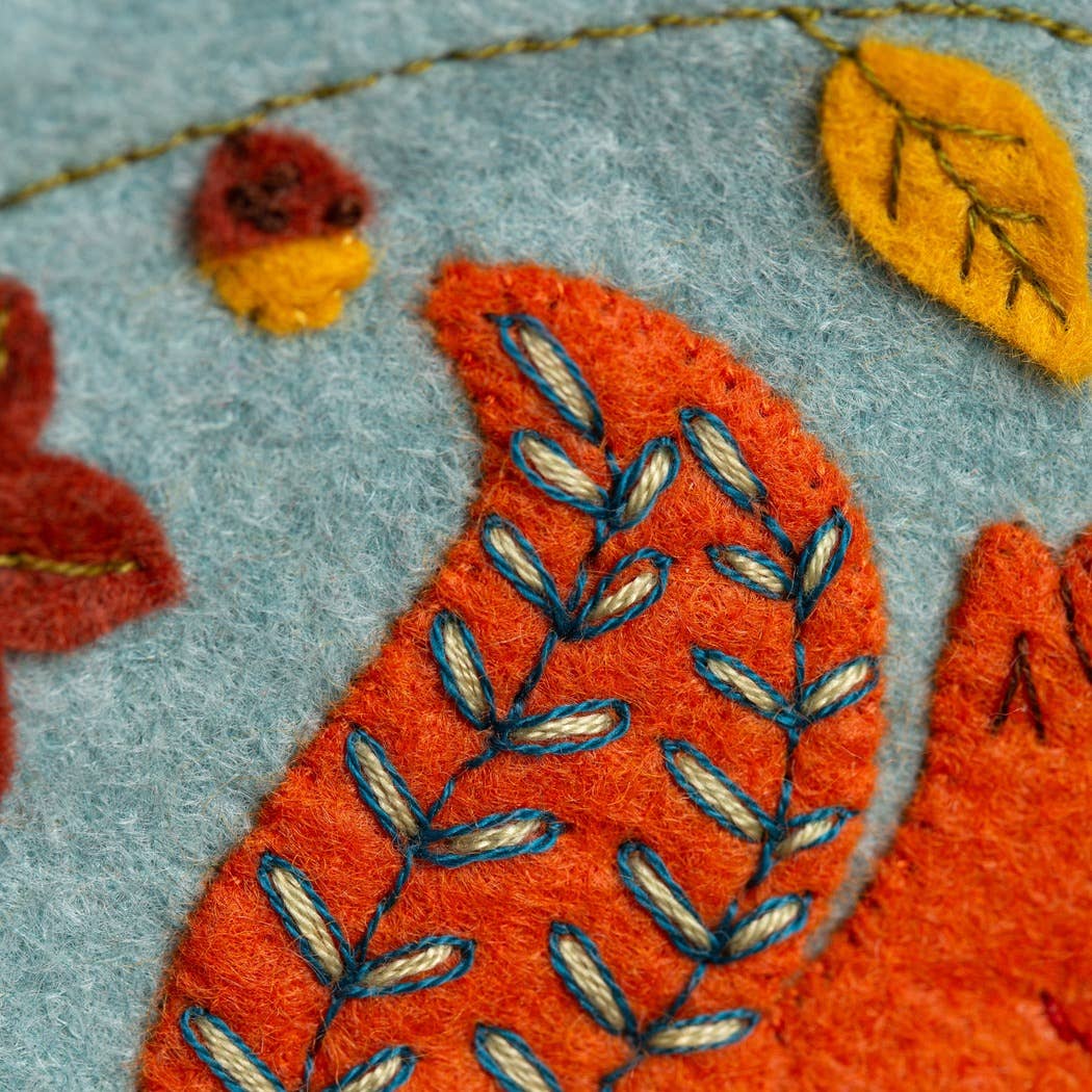 Felt Appliqué Hoop Kit - Red Squirrel - Perrymans Books & Gifts