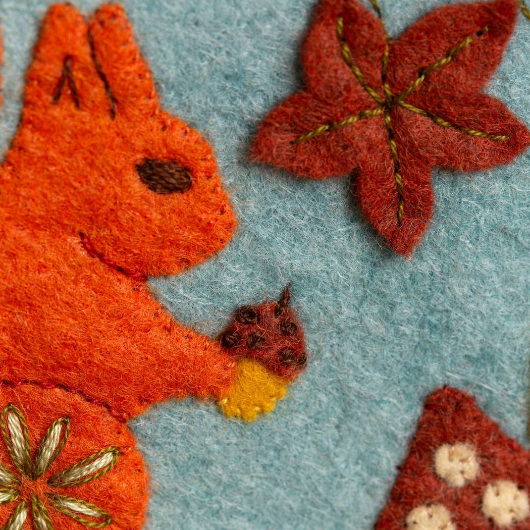 Felt Appliqué Hoop Kit - Red Squirrel - Perrymans Books & Gifts