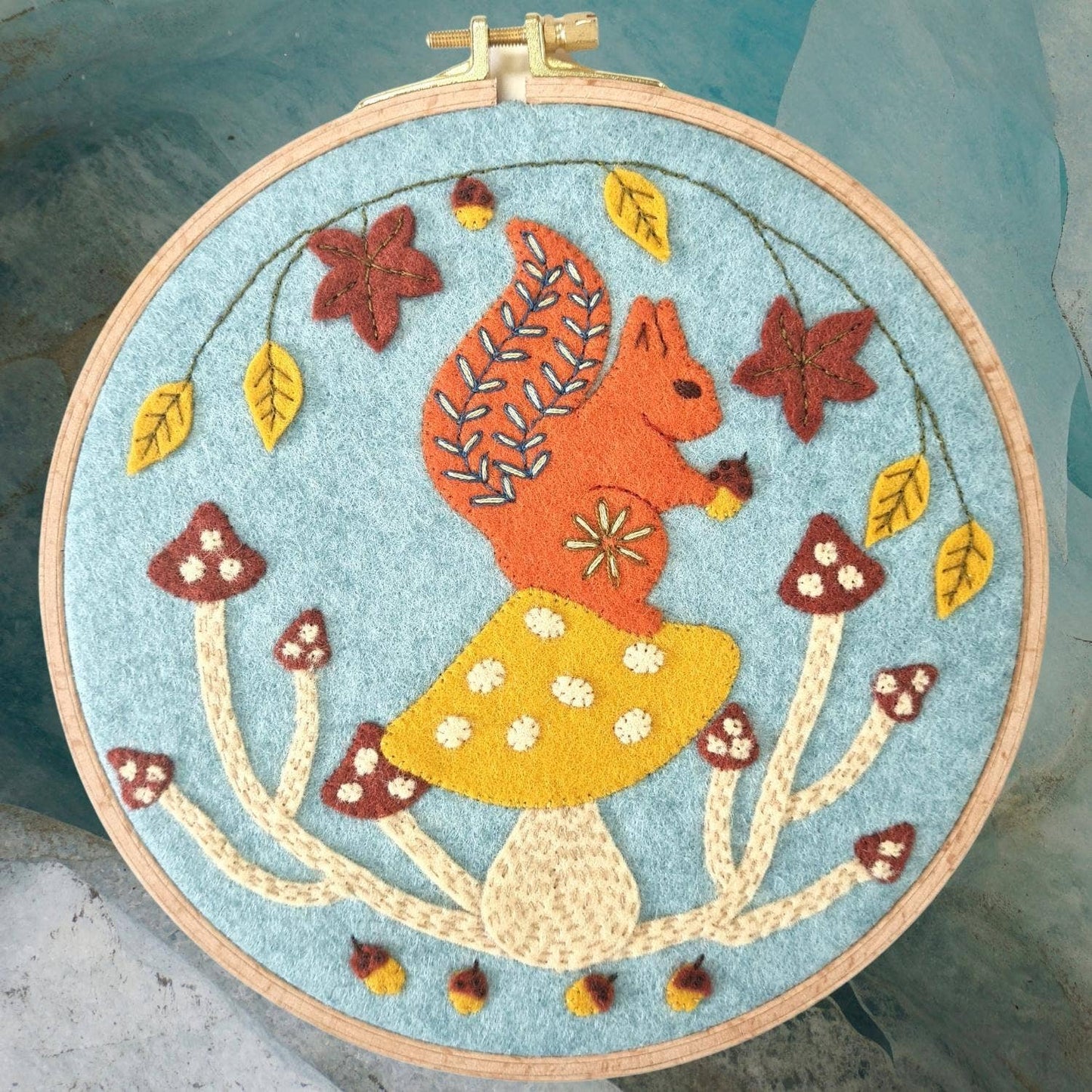 Felt Appliqué Hoop Kit - Red Squirrel - Perrymans Books & Gifts