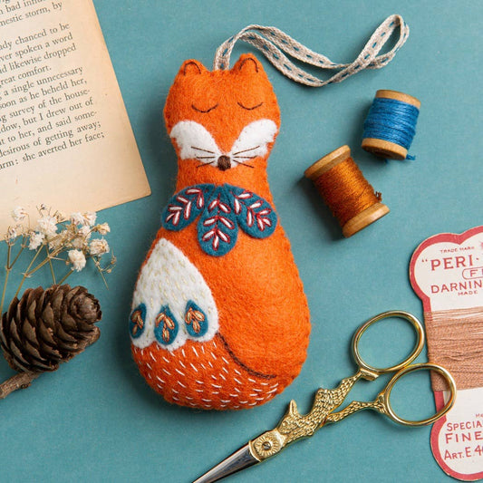 Felt Craft Mini Kit - Folk Fox - Perrymans Books & Gifts