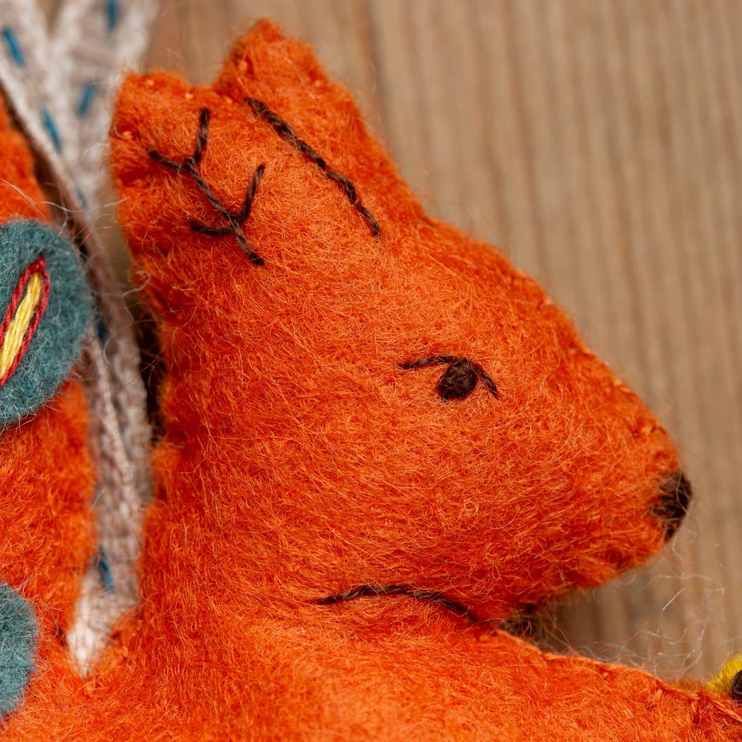 Felt Craft Mini Kit - Folk Squirrel - Perrymans Books & Gifts