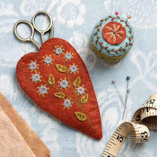 Felt Craft Mini Kit - Scissors Pouch and Mini Pin Cushion - Perrymans Books & Gifts