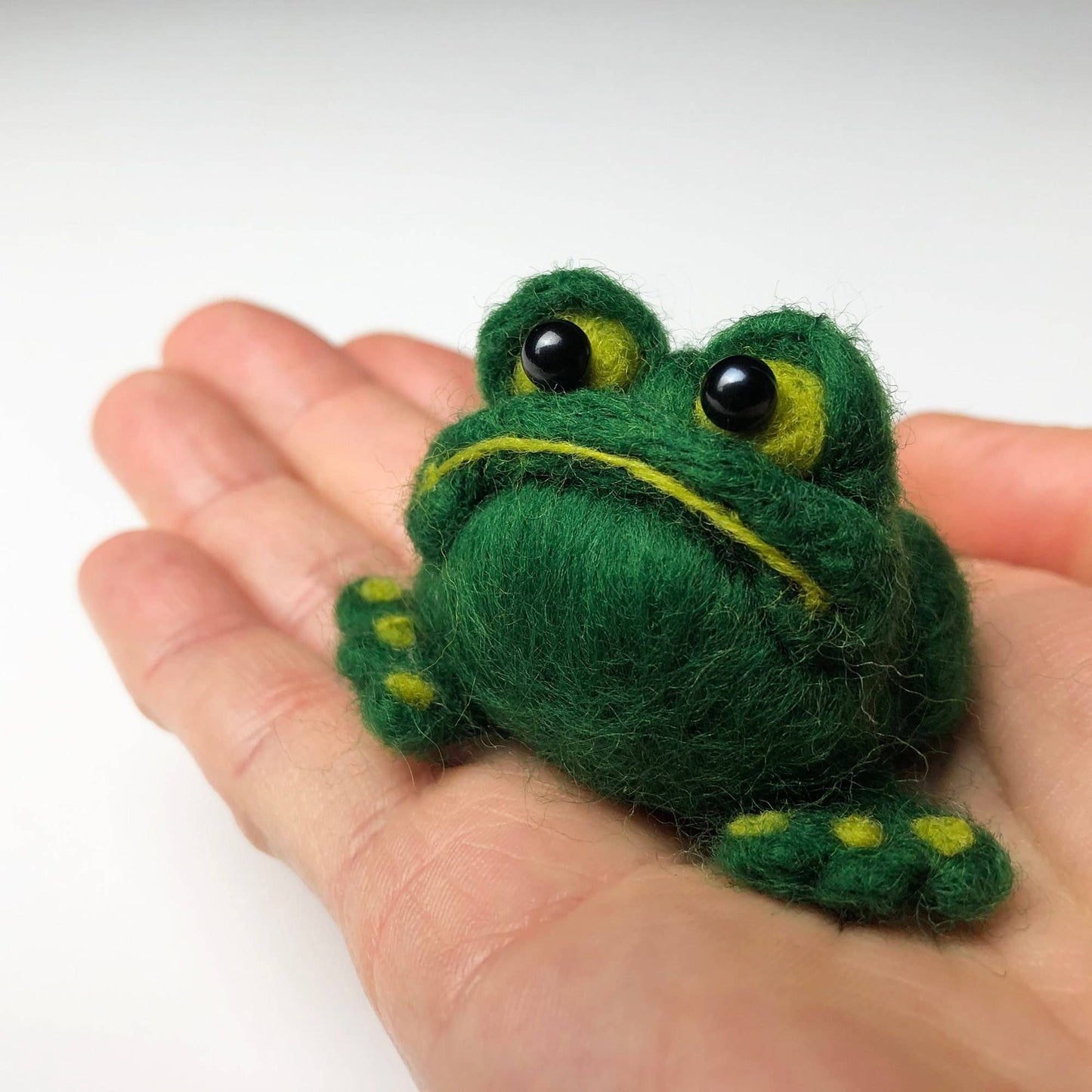 Frogs Needle Felting Kit - Learn to make two funny frogs - Perrymans Books & Gifts