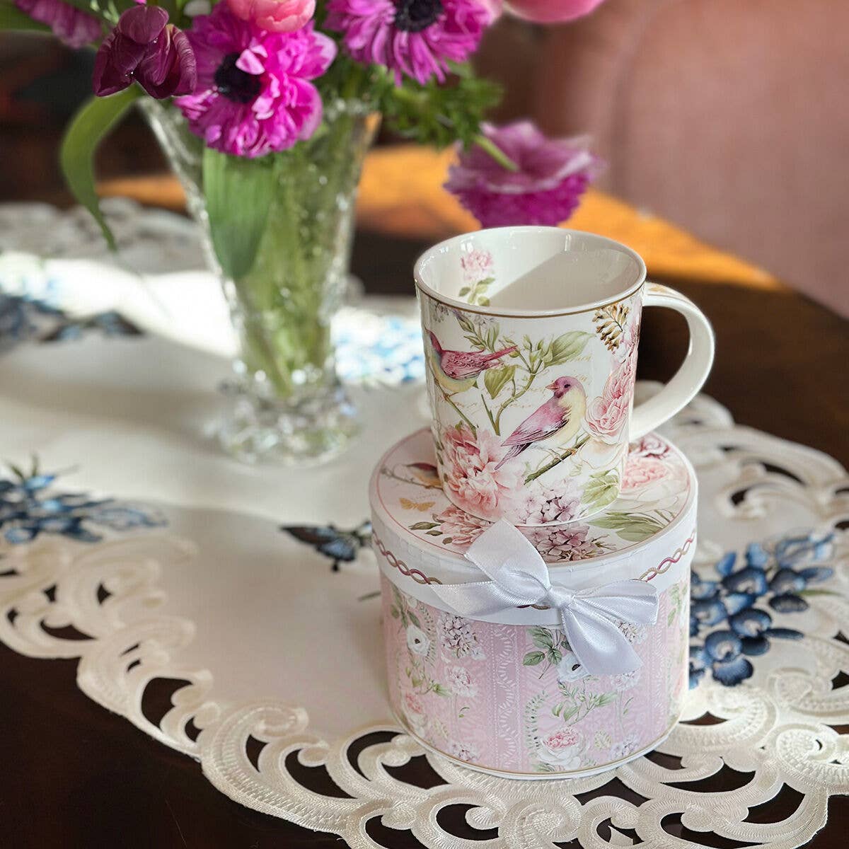 Garden Birds Porcelain Mug in Gift Box - Perrymans Books & Gifts