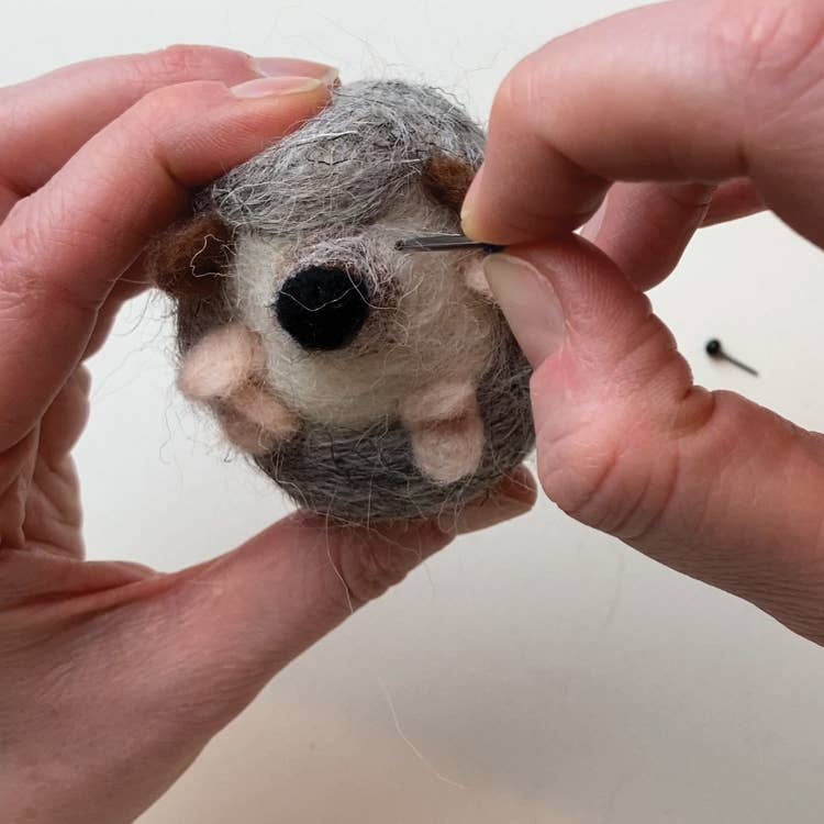 Hedgehog Needle Felting Kit - Perrymans Books & Gifts