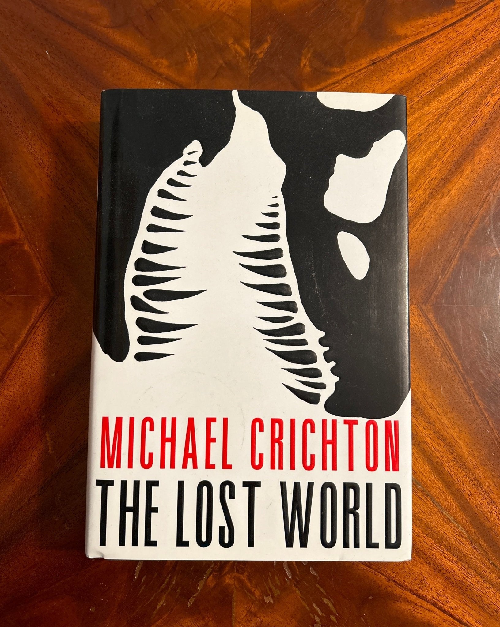 Michael Crichton - The Lost World - First Edition - Perrymans Books & Gifts