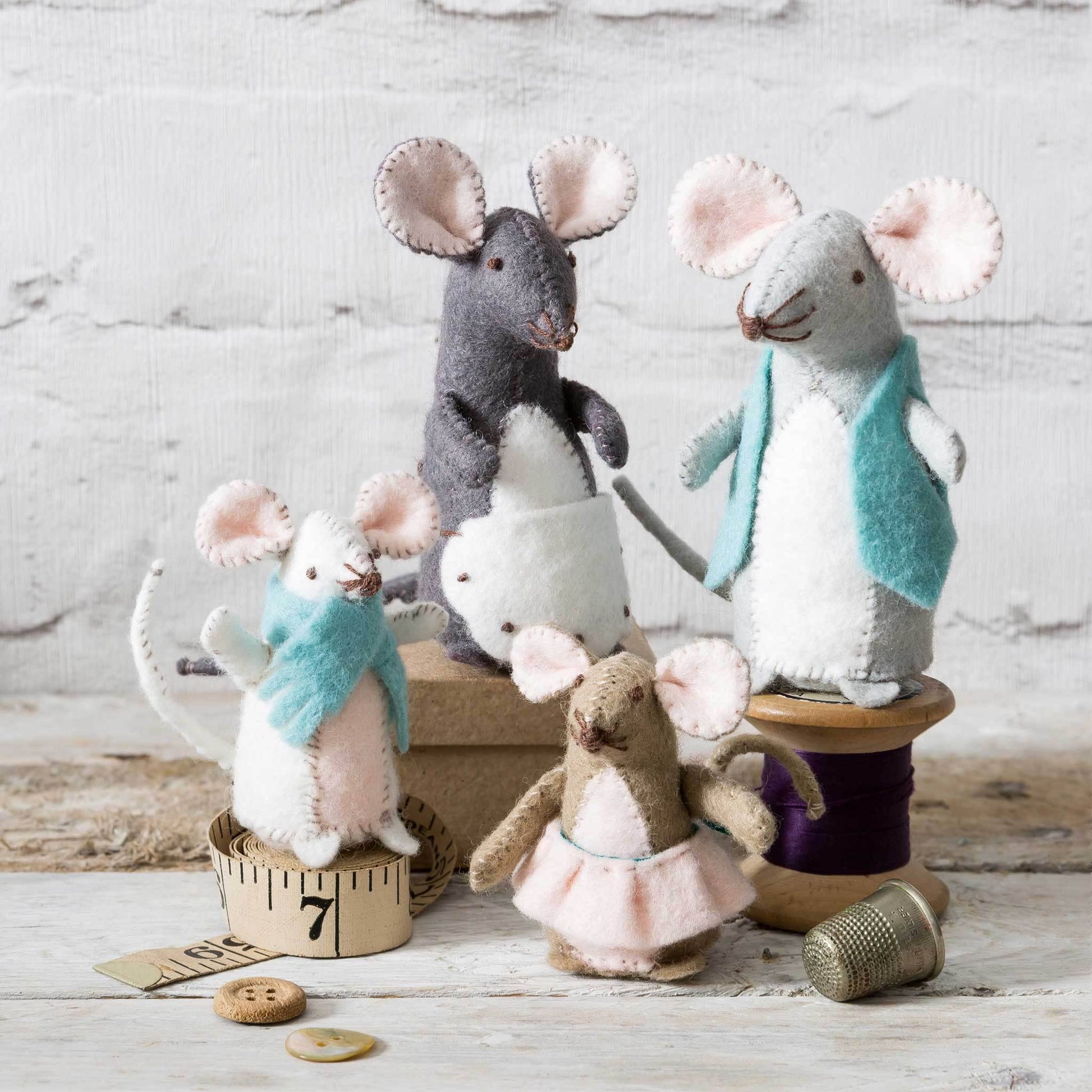 Mouse Family Felt Craft Kit - Corinne Lapierre Limited - Perrymans Books & Gifts