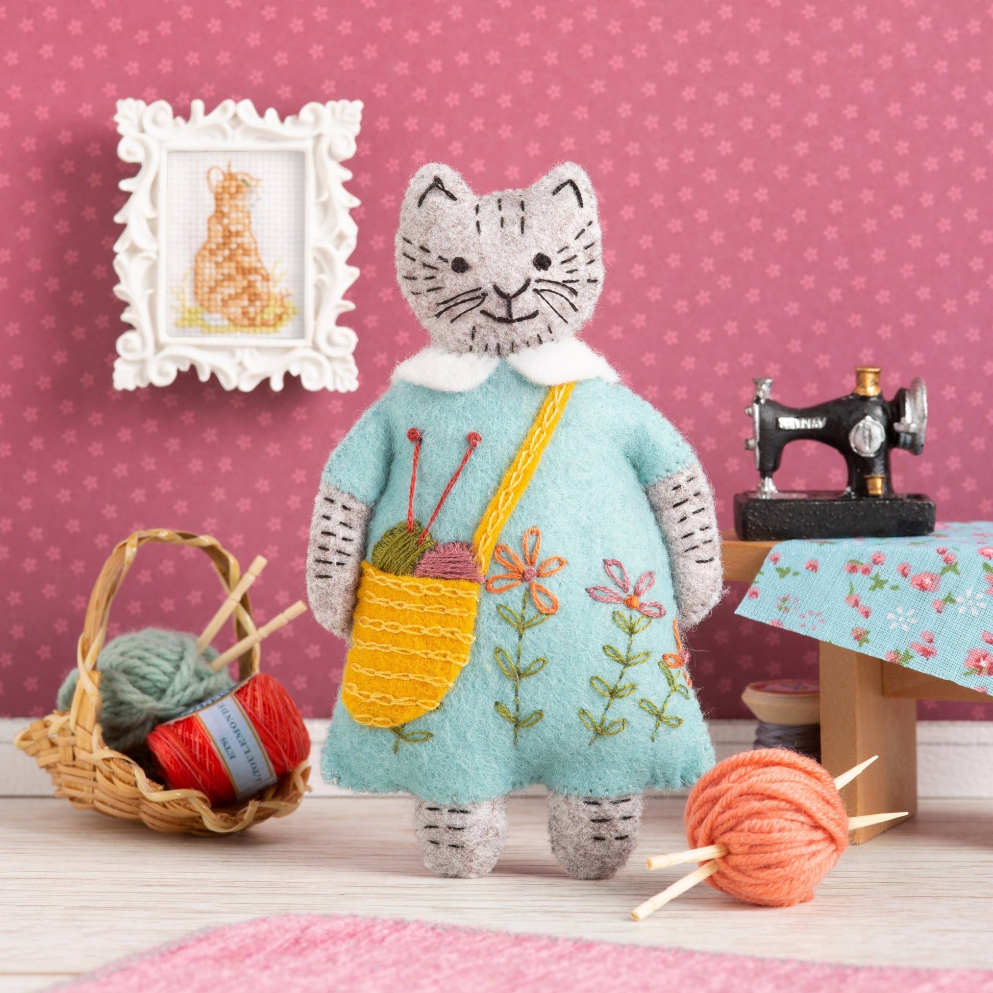 Mrs. Cat Loves Knitting Felt Craft Mini Kit - Corinne Lapierre Limited - Perrymans Books & Gifts