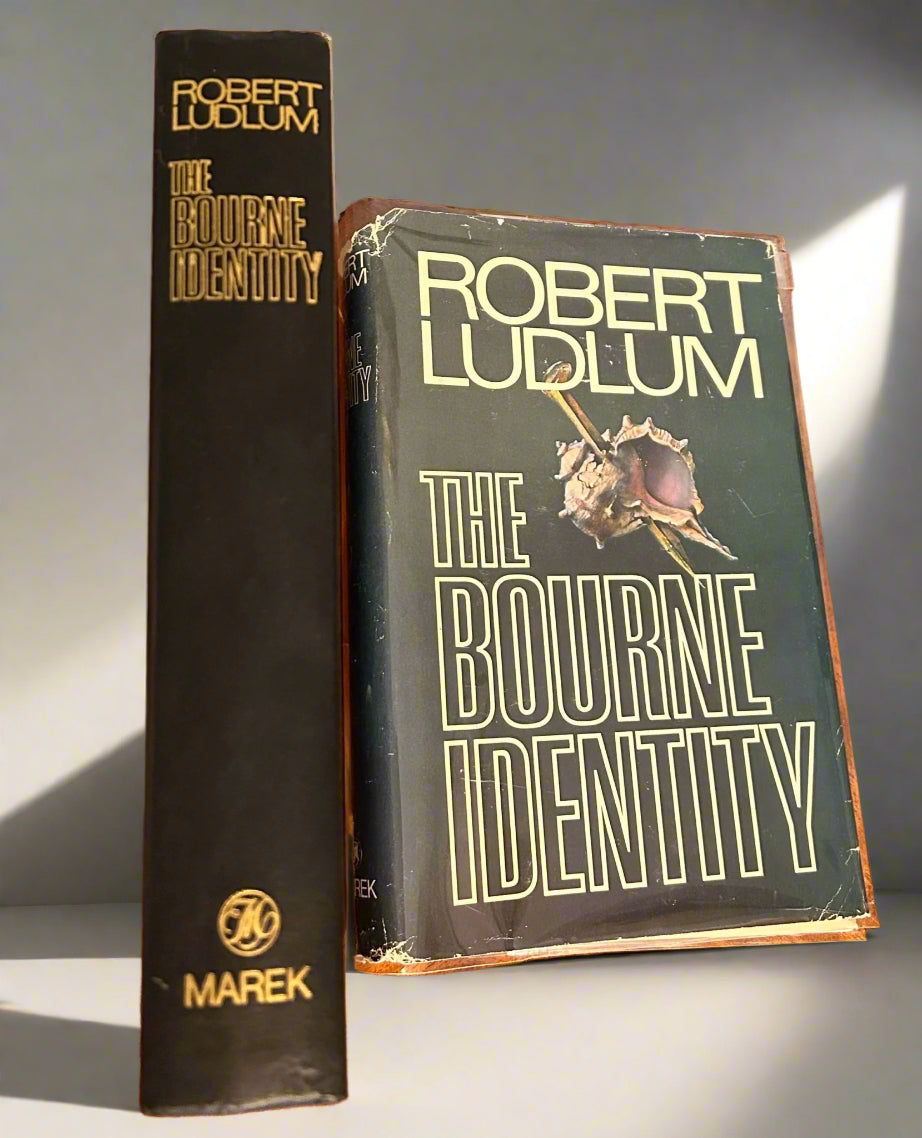 Robert Ludlum - The Bourne Identity - Perrymans Books & Gifts