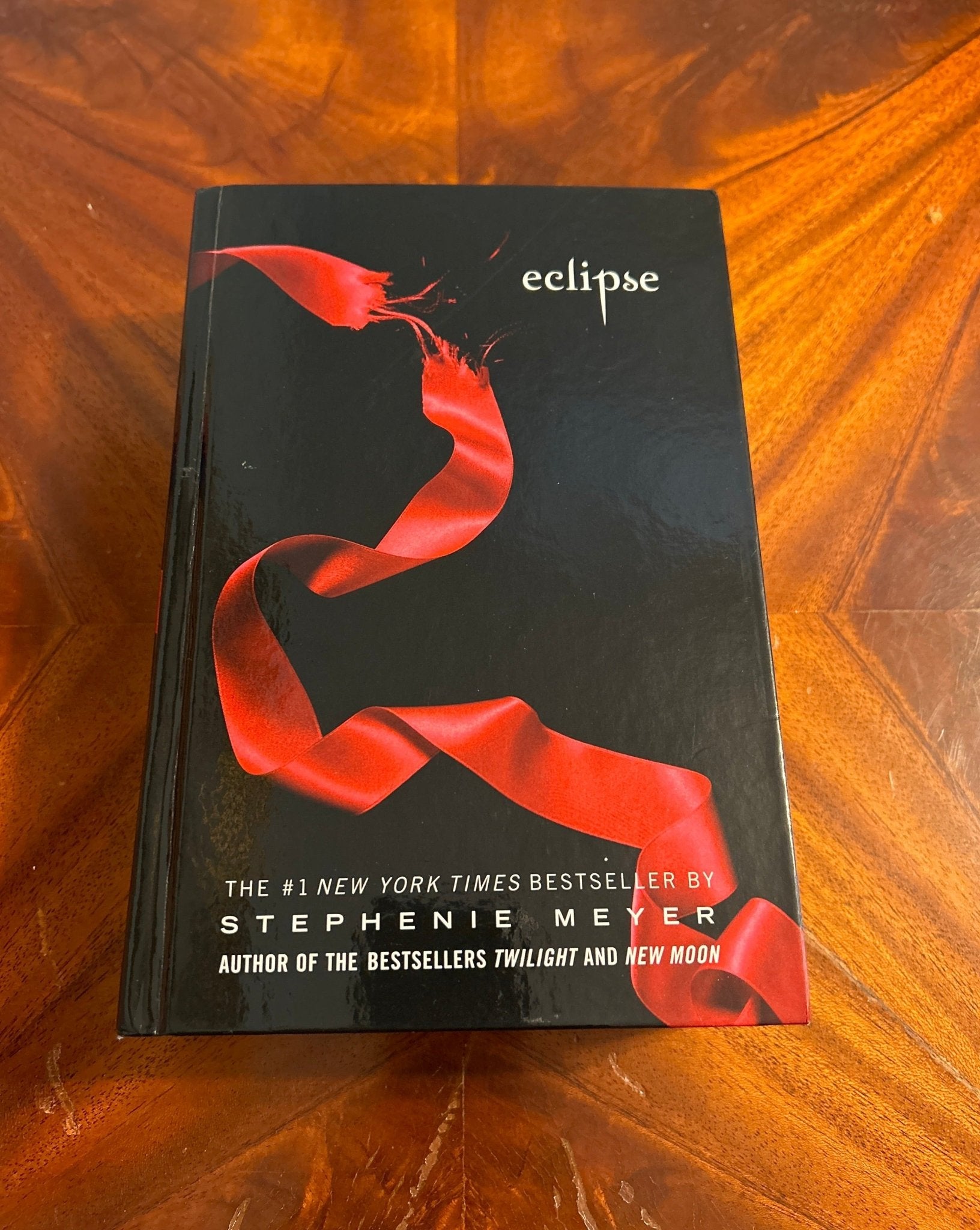 Stephanie Meyer - Eclipse - First Special Edition - Perrymans Books & Gifts