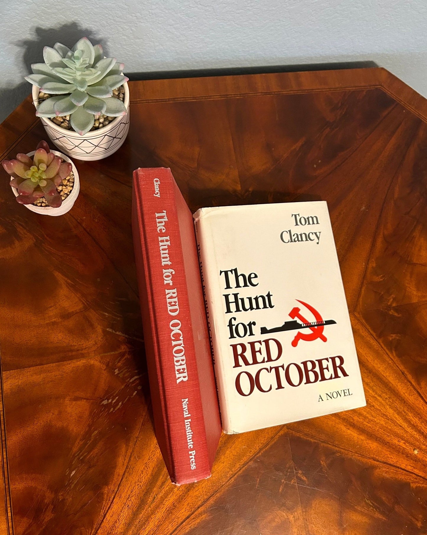 Tom Clancy - The Hunt for Red October - First Edition - Perrymans Books & Gifts