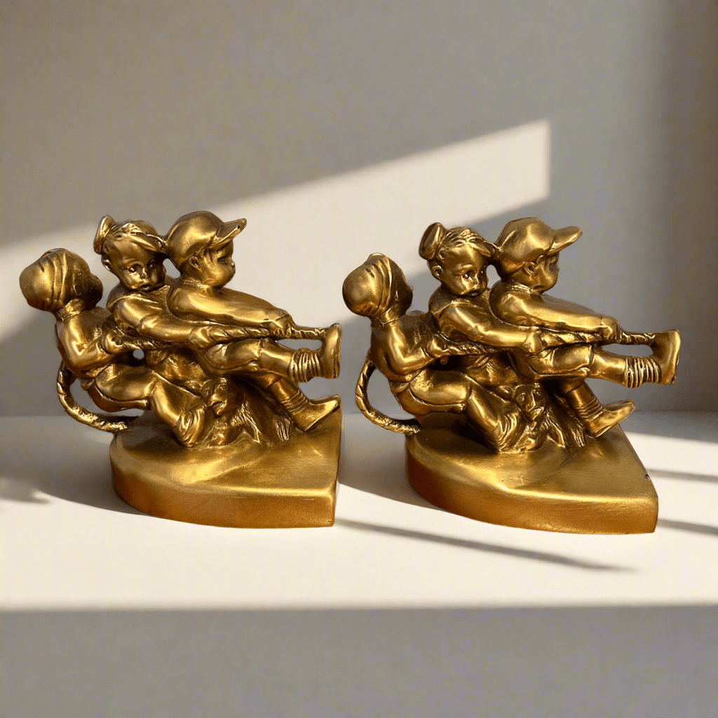 Tug of War Bookend Set - Perrymans Books & Gifts