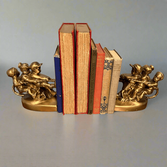 Tug of War Bookend Set - Perrymans Books & Gifts