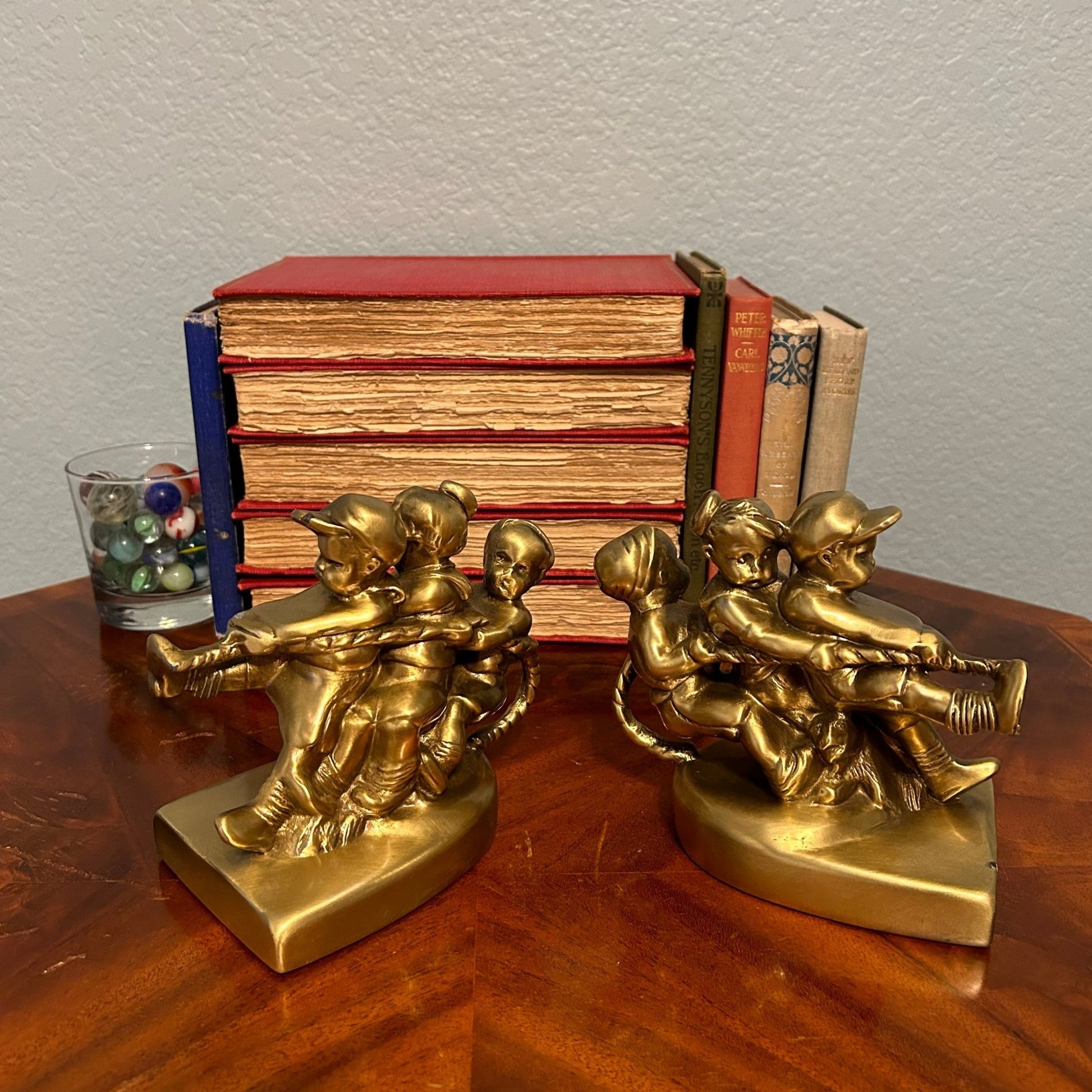 Tug of War Bookends - Perrymans Books & Gifts